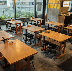 酒食堂 虎ノ門蒸留所の雰囲気2