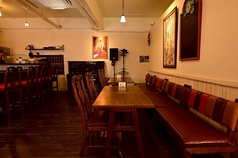 貸切パーティーも可能です。各種パーティーにご利用ください。貸切15名様より着席18名　　立食25名様まで可能です