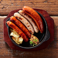 ソーセージ盛り合わせ