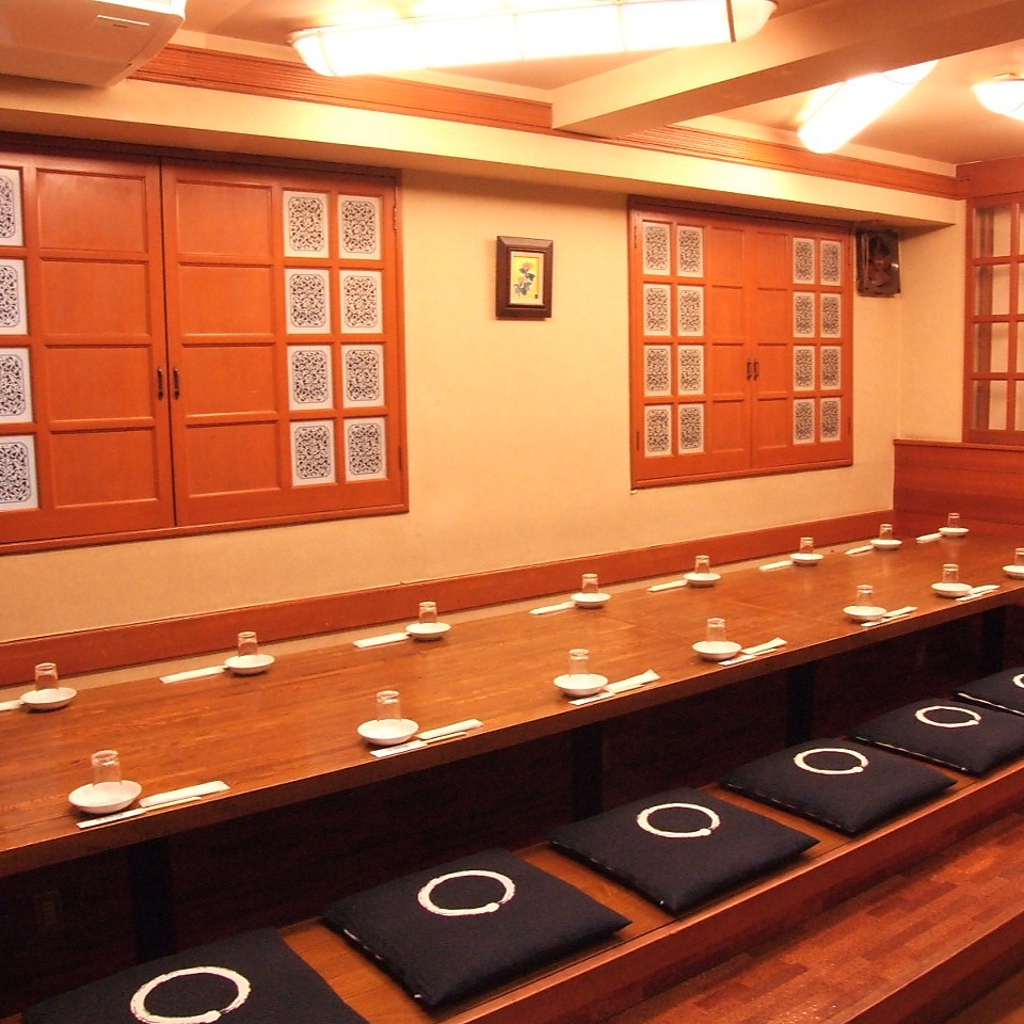 掘りごたつの個室は5名から20名様までどうぞ。