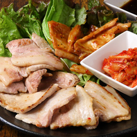 マテラ豚を贅沢に焼いていただく焼肉・サムギョプサル