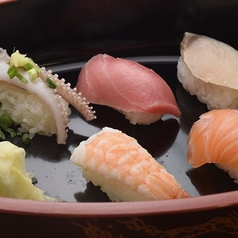 寿司盛り合わせ