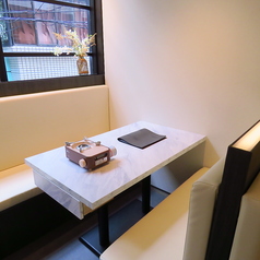 4名様がけのテーブルのお席です。