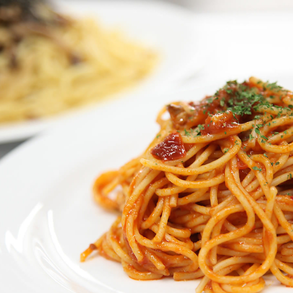 ランチでは女性に人気の美味しいパスタも複数ご用意ございます。