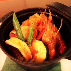 魚介とキノコのトマト煮込み