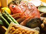 新鮮な魚介類も毎日、九州をはじめ各地から直送！沖縄で本場・九州の味をご堪能あれ！！