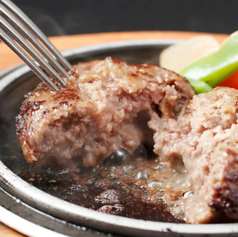 神戸牛&シチリアワイン 厨 KURIYA 神保町本店の特集写真