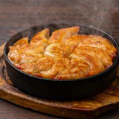 腹黒鉄板焼き餃子