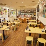 昭和レトロ感溢れる雰囲気＆仕事帰りにも立ち寄りやすい好立地！お一人様のサク飲みにもぜひ◎