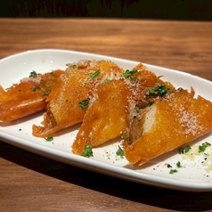 ヤマイモチーズはさみ焼き　（鉄板焼き）の写真