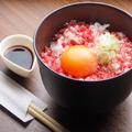 料理メニュー写真 和トロユッケ風丼