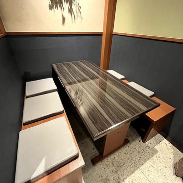 Dining 姫路百花 モリンガ 壺屋の雰囲気1