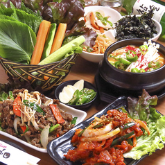 韓国料理 ホンデポチャ 職安通り店のおすすめランチ1