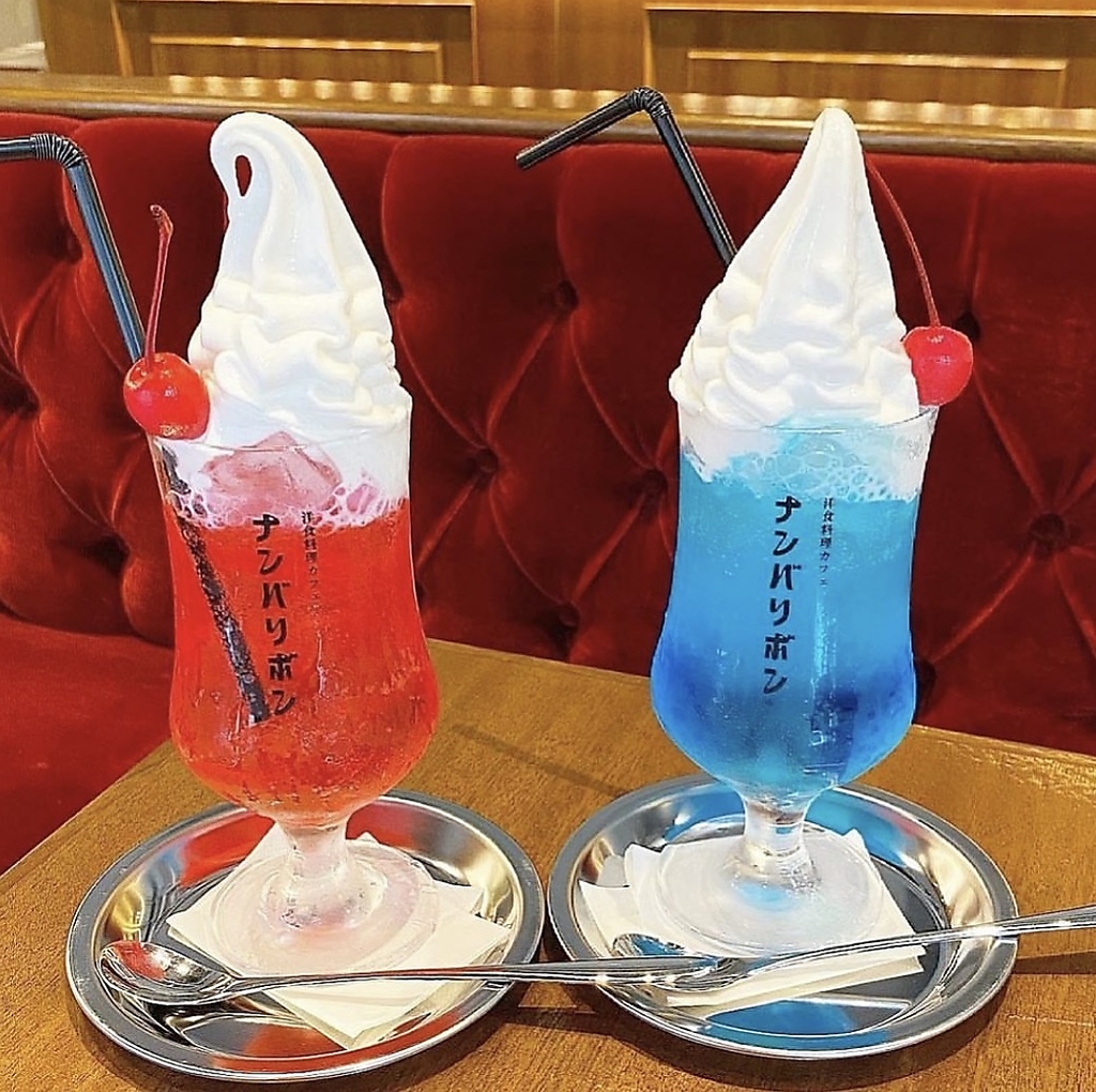 名物クリームソーダ　