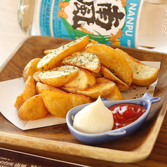 厚切りフライドポテト