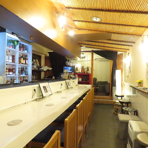 BAR SAINTPAULIA Zg|[A