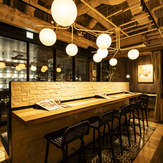 お一人様でもゆっくりして頂けるカウンター席もご用意しております。