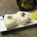 料理メニュー写真&nbsp;おにぎり スープ付き 1個