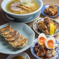 東の餃子 本店の写真