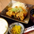 女性に人気鶏のから揚げ定食680円[税込]