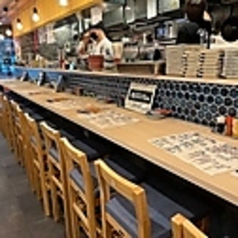 居酒屋 マルミヤ酒場 横浜駅前西口の雰囲気3