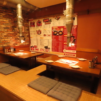 複数人飲みに嬉しい小上がり座敷