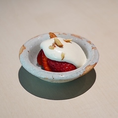 いちごの白和え