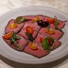 16　黒毛和牛のローストビーフ　