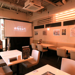 大型スクリーンが大好評！リクエストもお応えしますよ♪