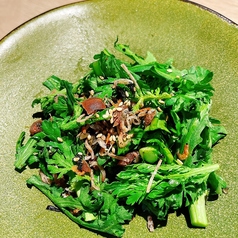 春菊と梅ちりめんじゃこのナムル