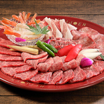 ご家族でお楽しみいただける盛合せもご用意しております。