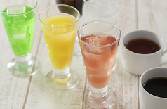 ソフトドリンクは飲み放題