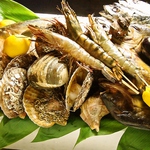 全国から直送される魚介が自慢！ぜひお越しください!!