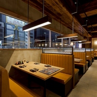 賑やかで明るいお店です