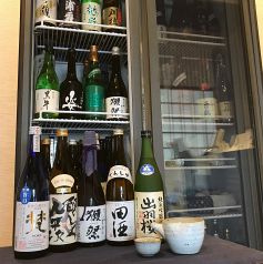 地酒各種取り揃えております。