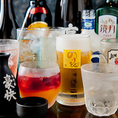 【種類豊富な飲み放題！】60種類以上もの豊富なドリンクを飲み放題メニューにもご用意しております！ハイボールやジンビーム、日本酒、焼酎やカクテルなど、お酒好きの方にはぴったりの品揃え。