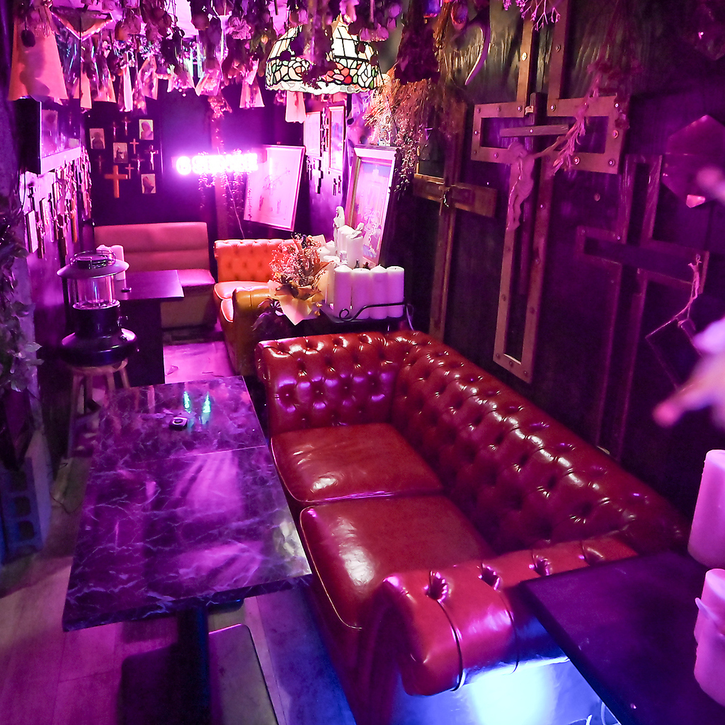 6Senseの秘密の個室…ドライフラワーの装飾で、デートにも最適です!!人気のため要予約