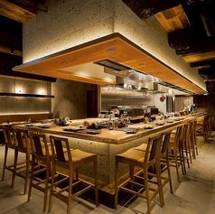 友人やカップルの方達と居心地の良い空間を！デートや集まりにぴったり♪お酒と焼き鳥で素敵な思い出を作りましょう◎各線難波駅から徒歩3分！皆様のご来店お待ちしております。【大阪/大阪駅/なんば/難波/心斎橋/昼飲み/焼き鳥/串/肉/釜めし/居酒屋/ランチ/女子会/飲み放題/誕生日/記念日/個室/鍋/接待/忘年会/新年会】