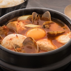 韓国灯 akari 札幌大通店の特集写真