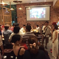 結婚式二次会でのお祝いでは気の知れた仲間たちと盛り上がる！