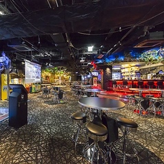 BeeRUSH ビーラッシュ ミナミ店の特集写真