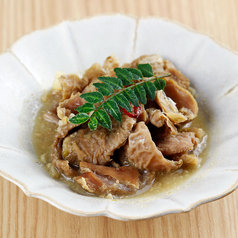 馬ホルモンの味噌煮込み