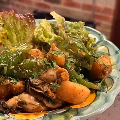 牡蠣とホタテのガーリックソテー