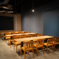 魚鳥 一座 桜木町店の雰囲気1