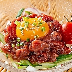 馬カルビ刺し/桜ユッケ