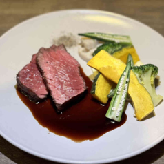 牛サガリ/赤ワインソース