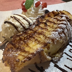 ナイフとフォークで食べる!自家製フレンチトースト