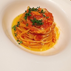 【トマト】渡り蟹のトマトクリームパスタ