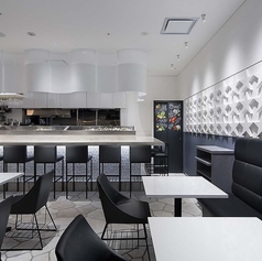 テーブル席※ご予約承ります。