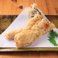 喉越し抜群のこだわり蕎麦と、サクサクの揚げたて天ぷら